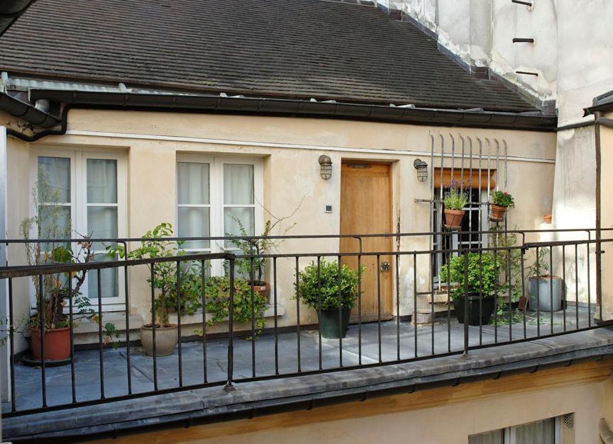 Nest In Paris Apartment Exterior photo